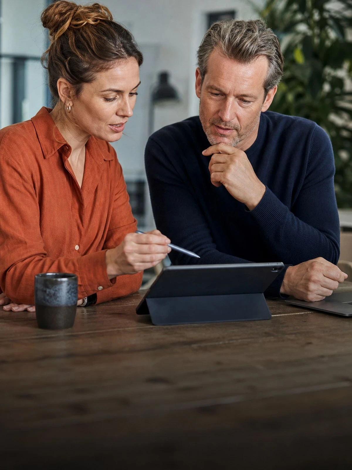 Comparing business liability insurance (AVB) premiums and cover