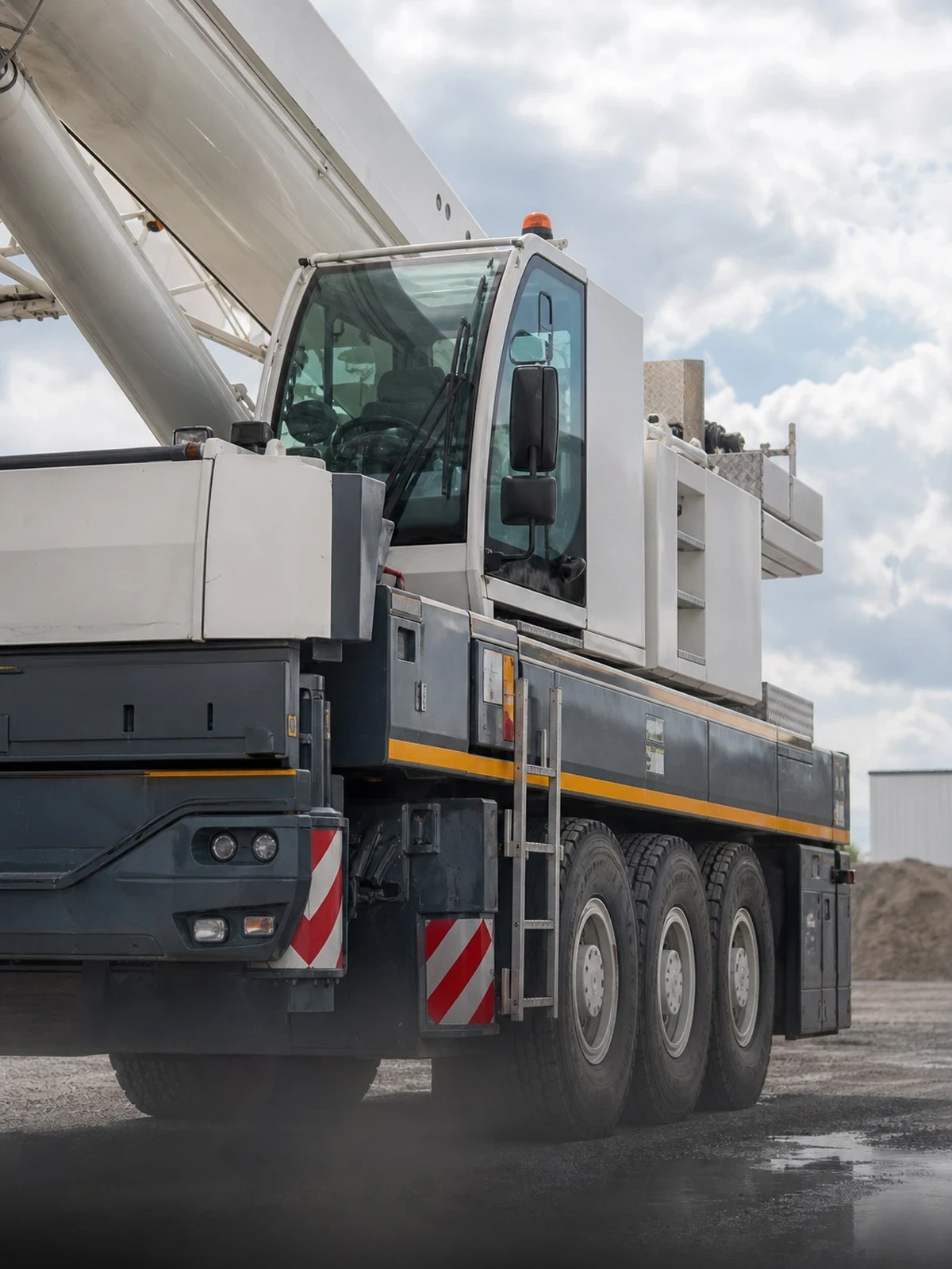 Arranging plant and machinery insurance through Finass Verzekert