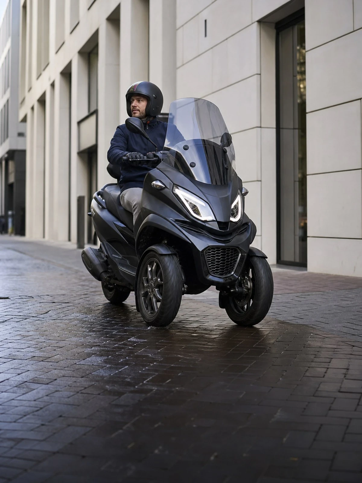 Arranging moped insurance through Finass Verzekert